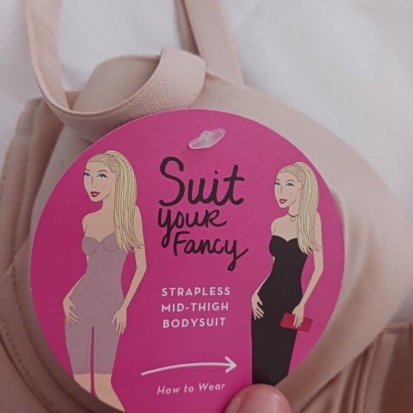 NWT! Spanx xs shape wear bodysuit color nude - Picture 4 of 5